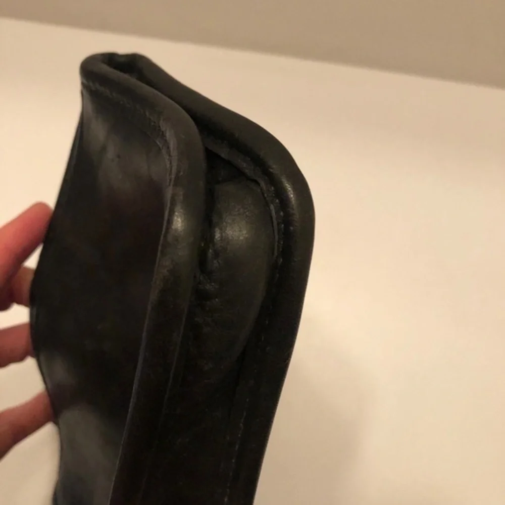 Coach vintage black leather cosmetic bag